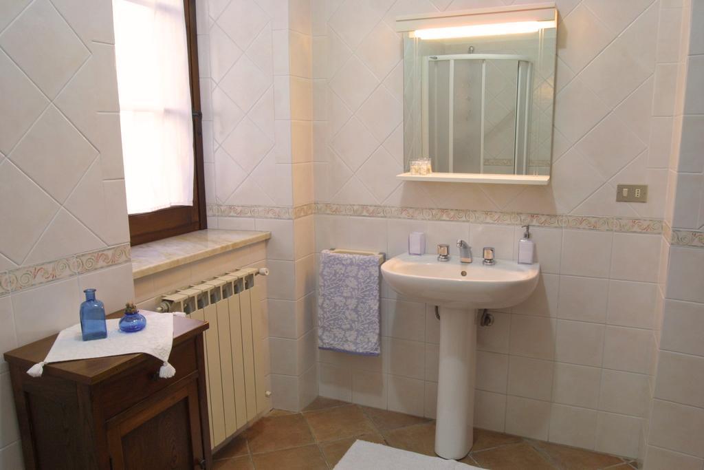 Forni Rosaia Olivola (Massa and Carrara) Quarto foto